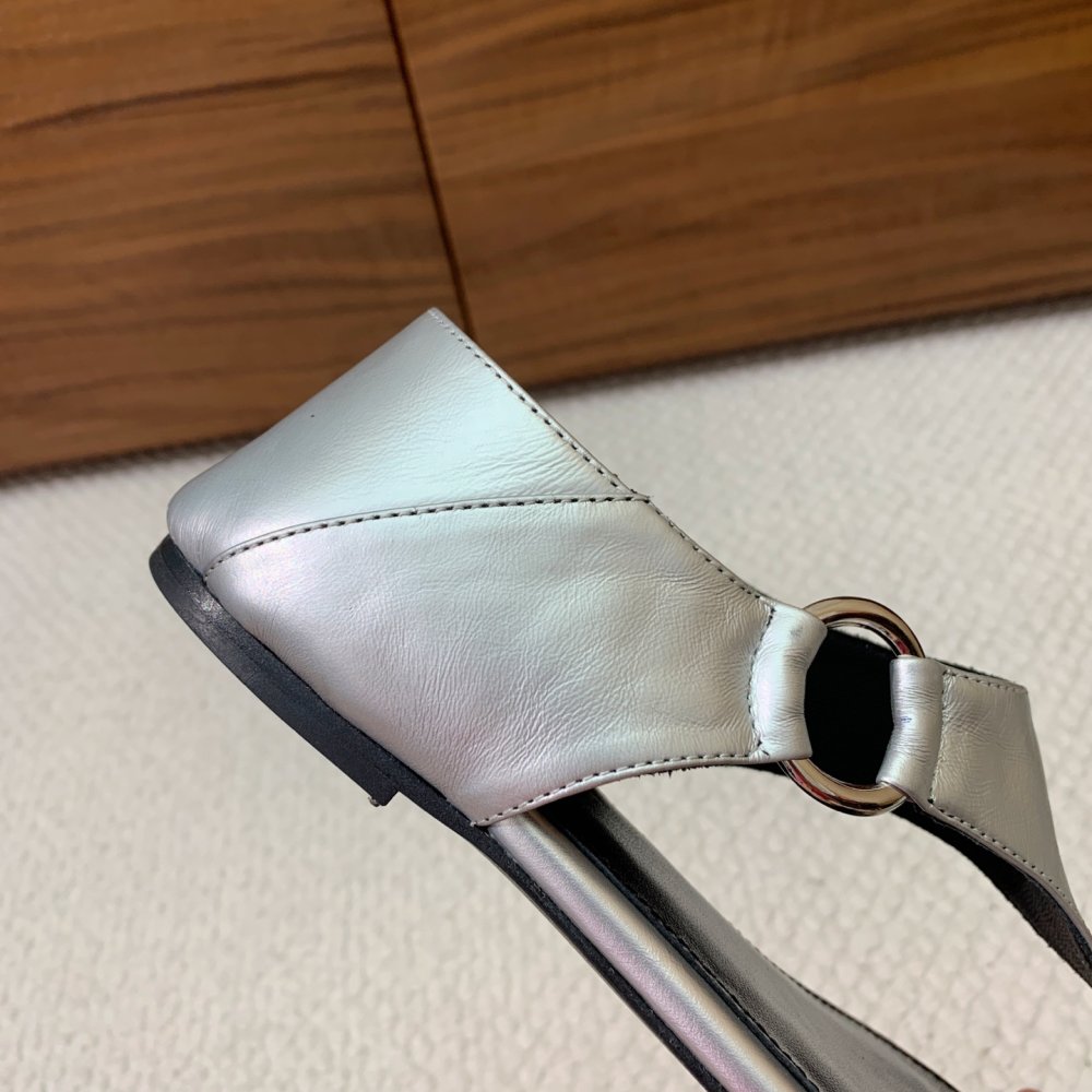 Сандалии женские фото 9