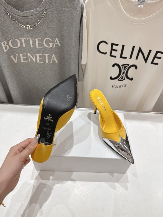 Босоніжки фото 9