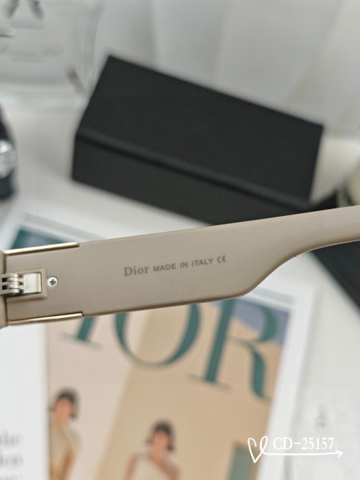 Очки солнцезащитные фото 8