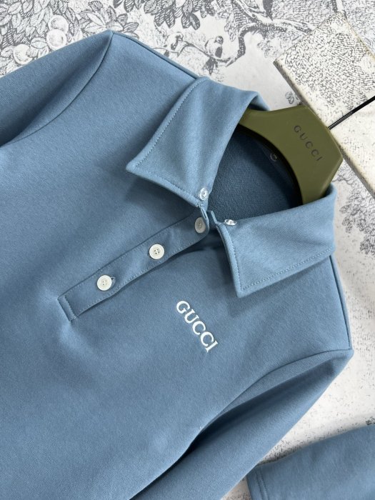 Costume female фото 2