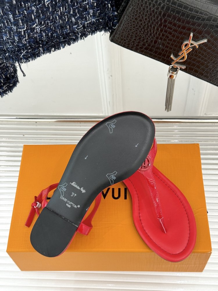 Сандалии женские фото 9