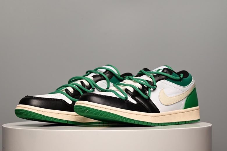 Sneakers Air Jordan 1 Low фото 3