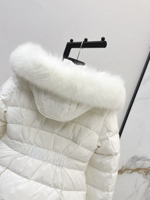 Down jacket of fox fur фото 9