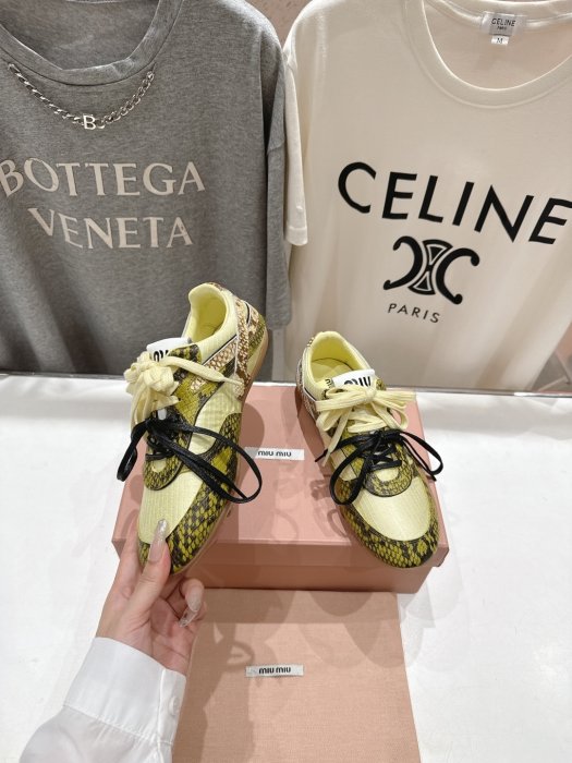 Кроссовки фото 4