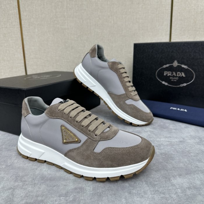 Кроссовки мужские