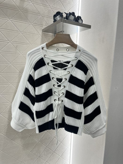 Кофта жіноча фото 2