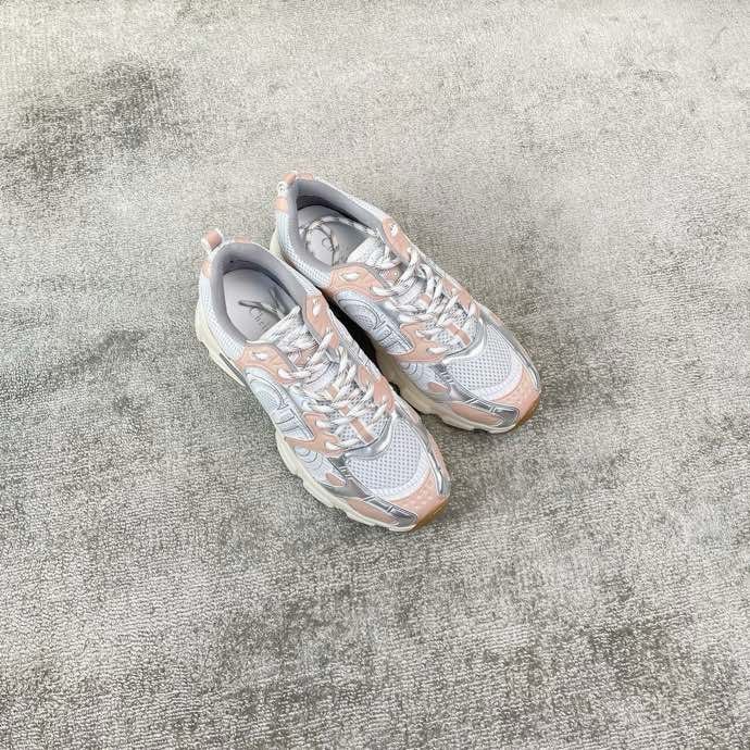 Кроссовки Dior Chrono фото 7