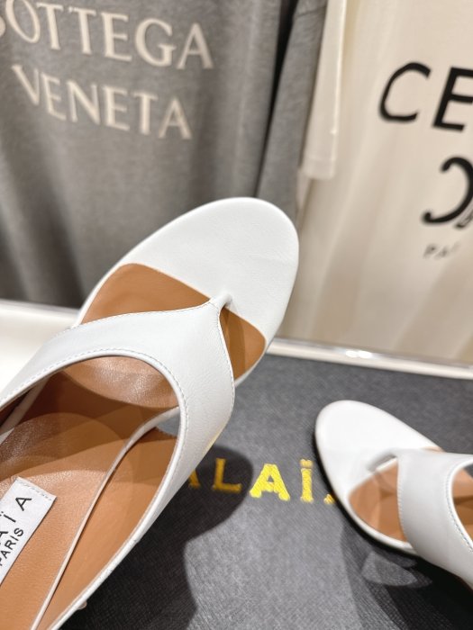 Босоножки фото 7