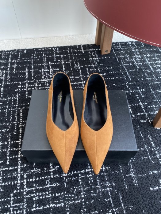 Туфлі жіночі