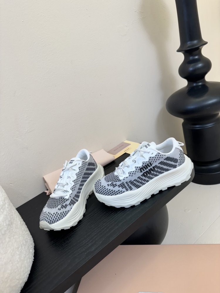 Sneakers women's фото 3