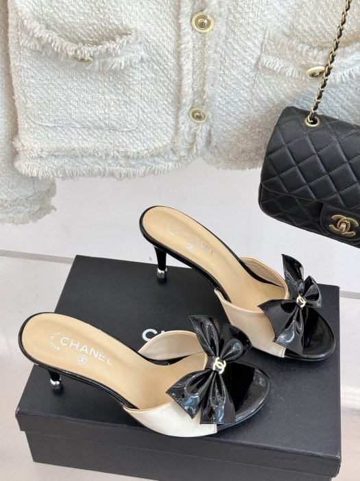 Босоножки фото 3