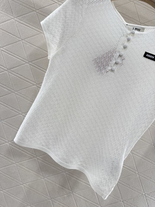 T-shirt women's фото 5