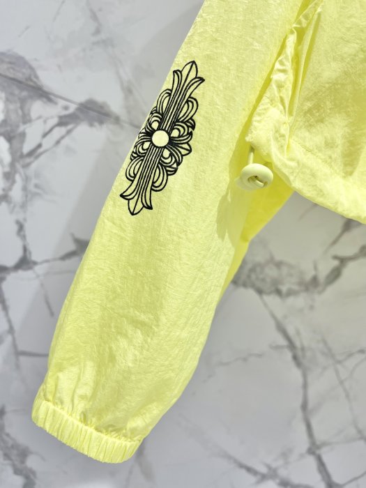 Куртка жіноча фото 6