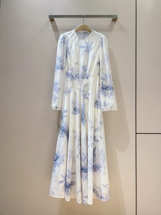 Плаття, Сукня