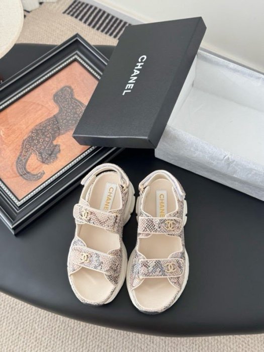 Сандалии женские фото 6