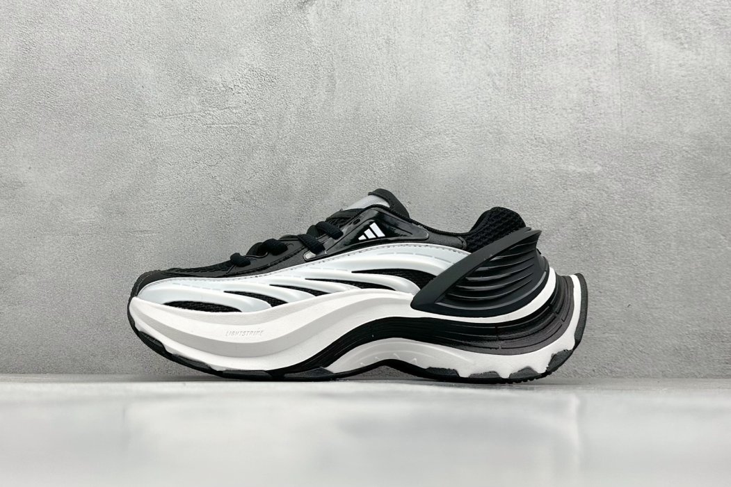 Sneakers Adidas Vento XLG MTW
