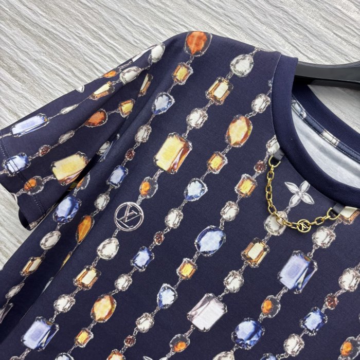 T-shirt women's фото 3