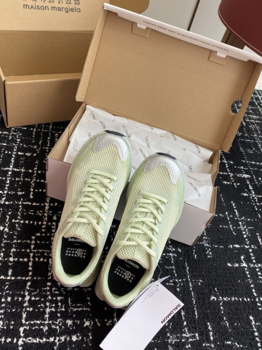 Кросівки фото 4