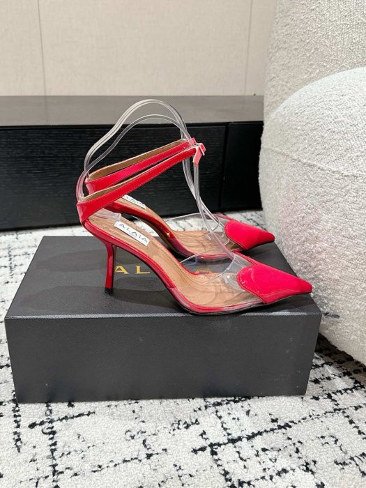 Босоножки фото 2