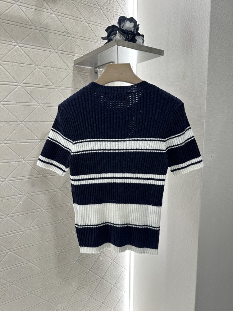 Кофта жіноча фото 2