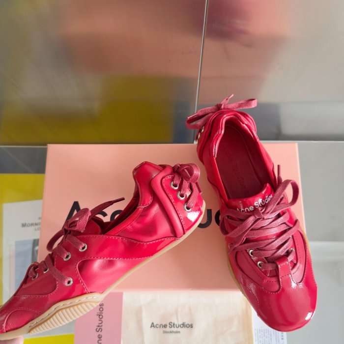 Кроссовки фото 3