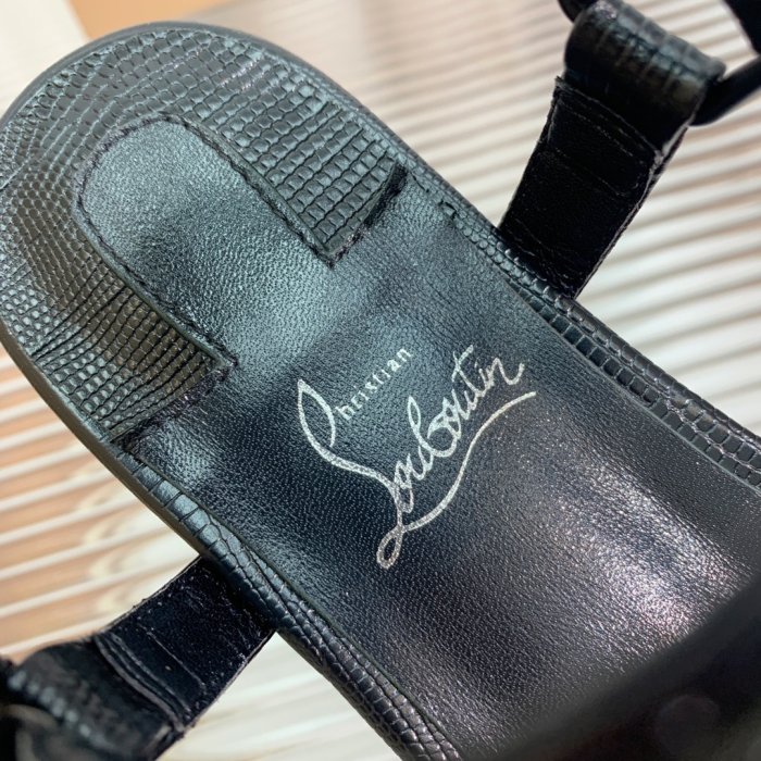 Босоножки фото 9