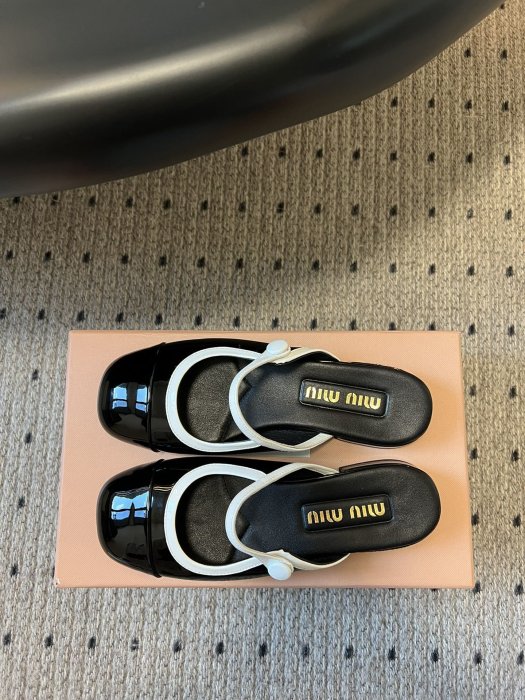 Босоножки фото 2