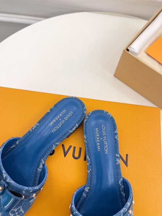 Шлепанцы фото 7