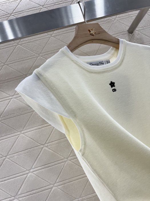 Футболка женская фото 7