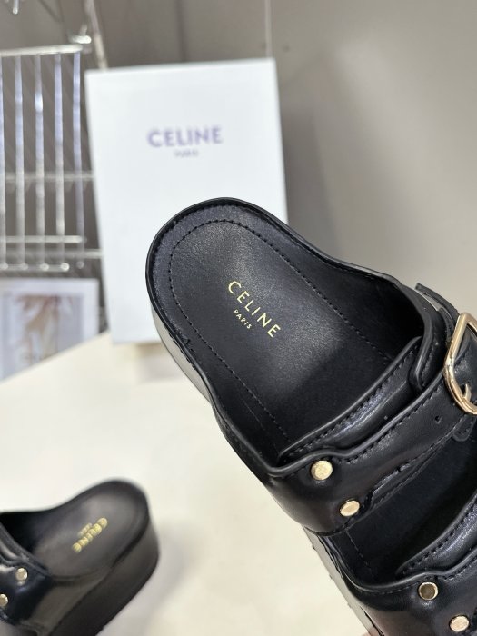 Шлепанцы фото 7