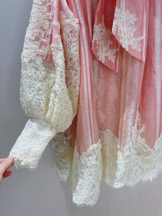Dress silk from bow фото 4