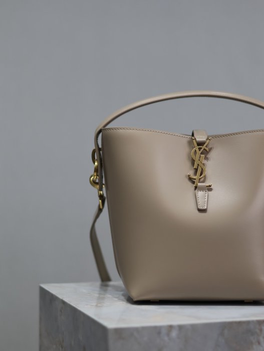 A bag women's LE 37 фото 3