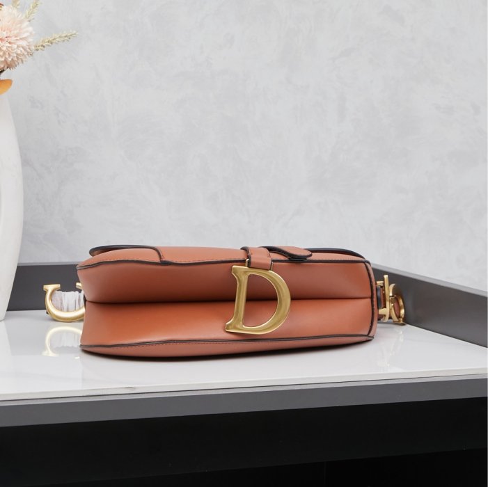 Сумка кожаная женская Dior Saddle 24 см фото 4