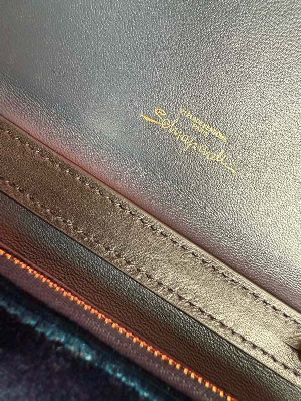 Клатч кожаный женский 19 см фото 4