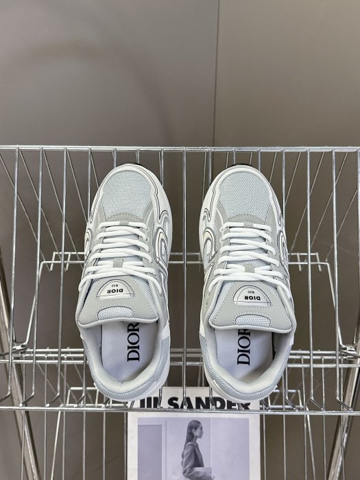 Кроссовки фото 6