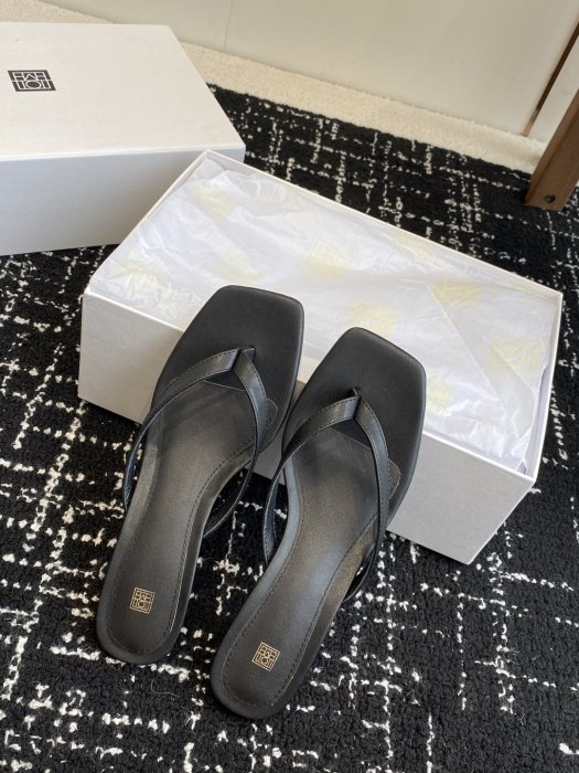 Босоножки фото 4