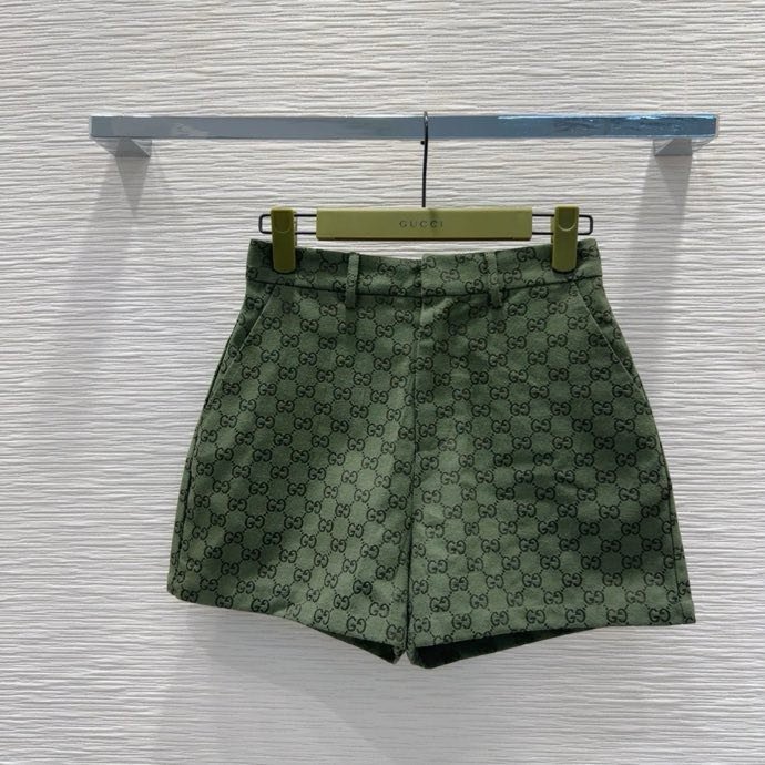 Шорты женские