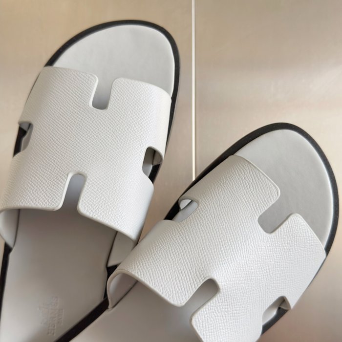 Шлепанцы женские фото 8