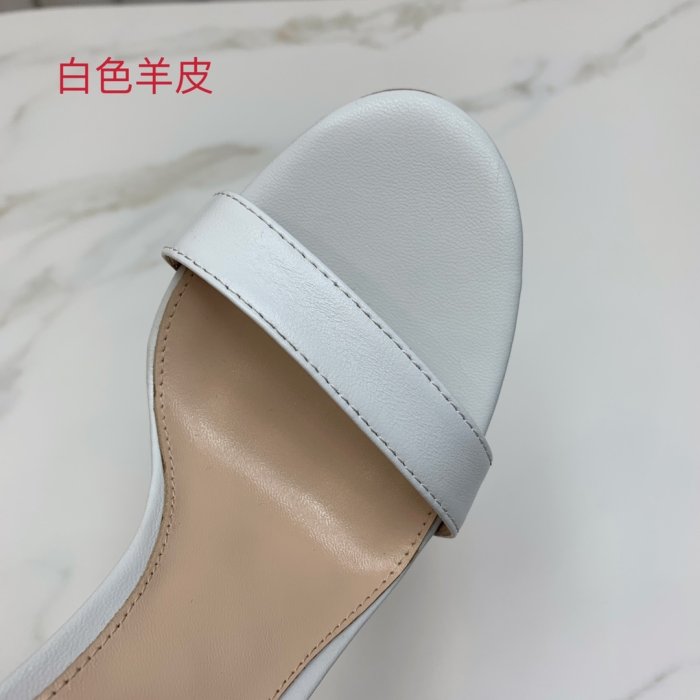 Босоножки фото 4