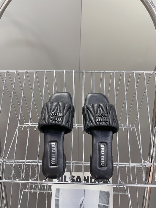 Шлепанцы фото 6