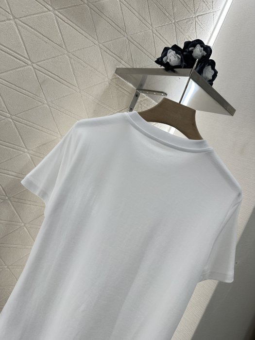 Футболка женская фото 4