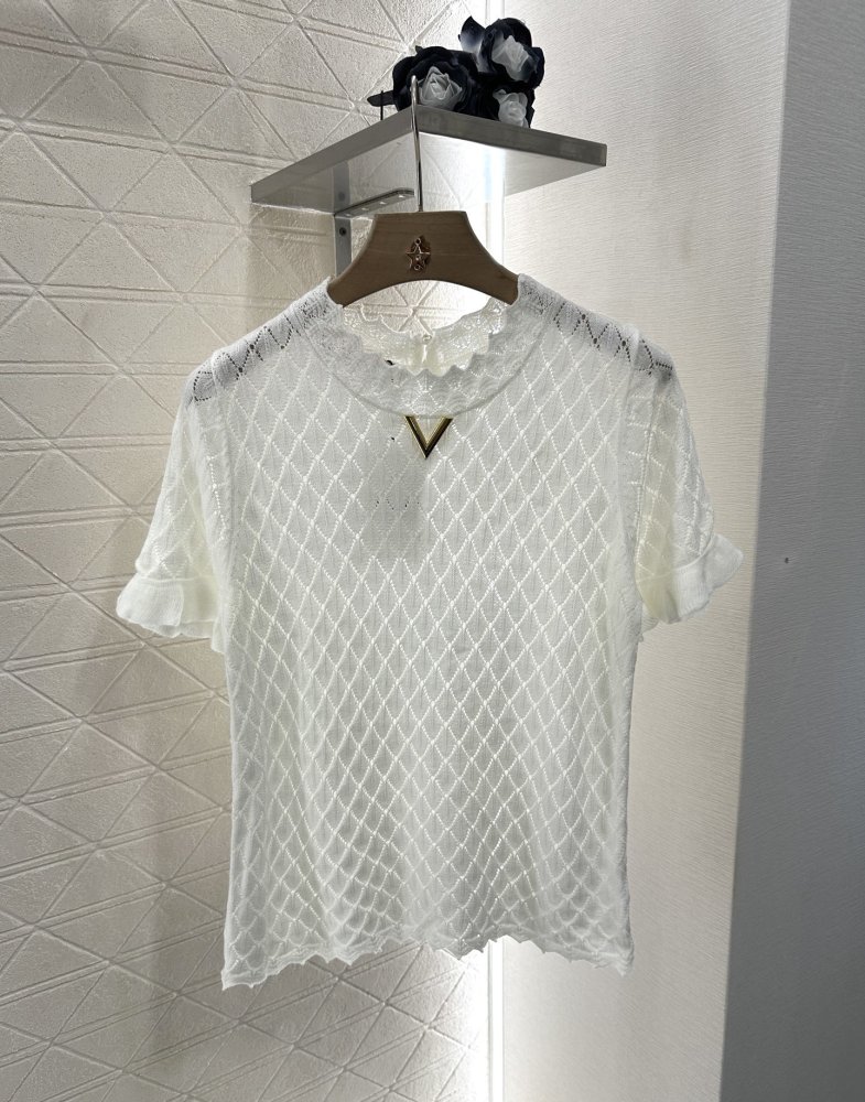 Футболка женская