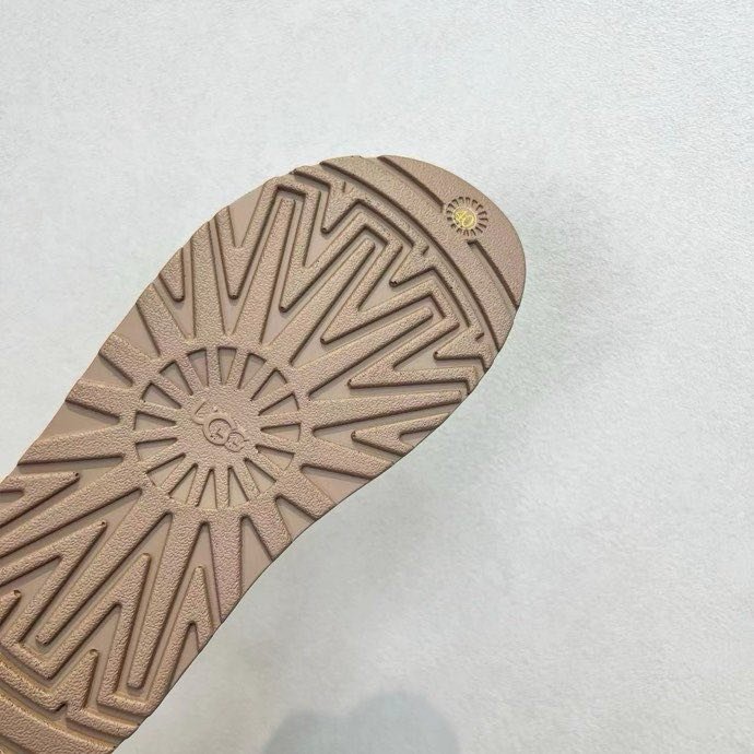 Сандалі фото 9