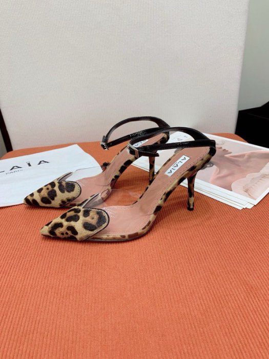 Босоножки фото 8