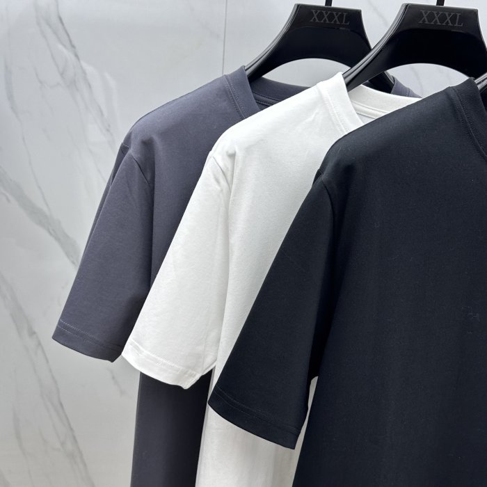 T-shirt men's фото 3
