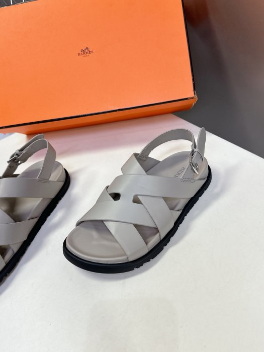 Сандалии женские фото 3