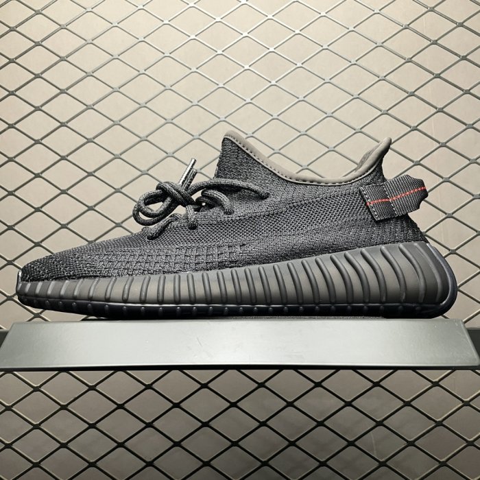Кроссовки Yeezy Boost 350V2