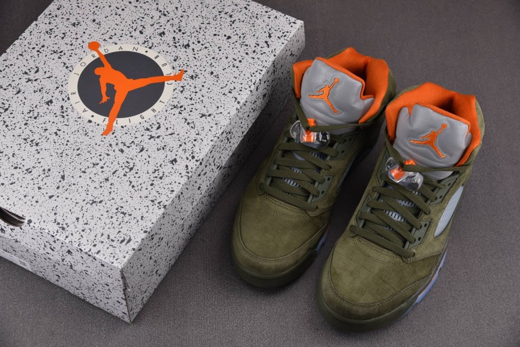 Кроссовки Air Jordan 5 Retro Olive фото 7