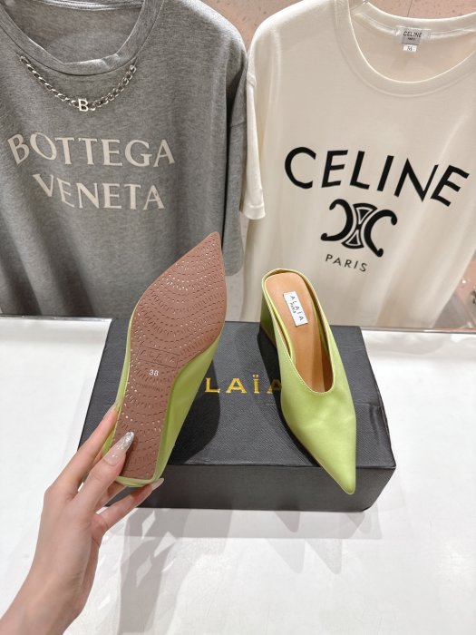 Босоножки фото 9