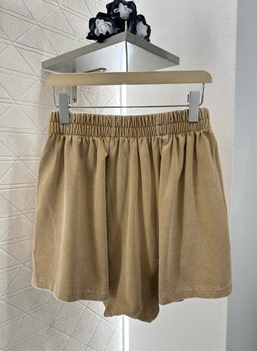 Футболка жіноча фото 9